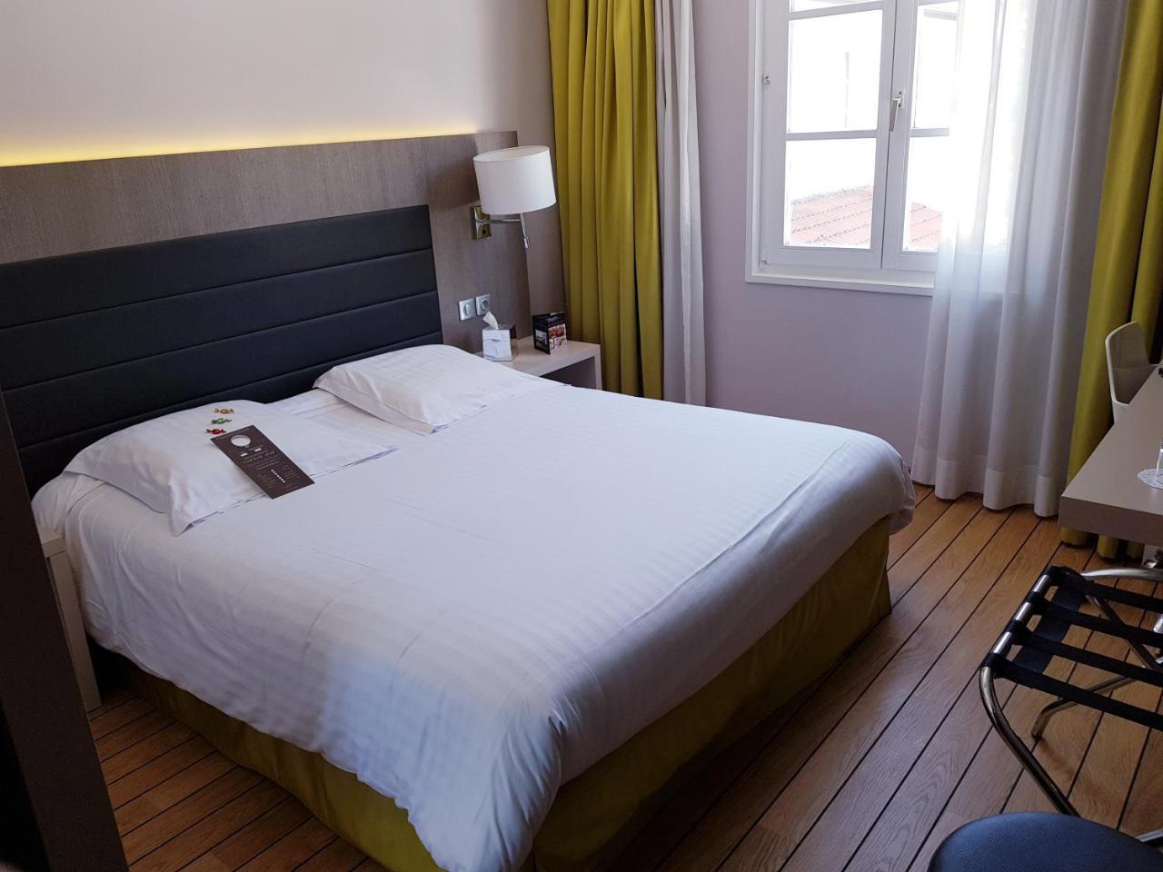 Logis Hotel Les Tuileries Fey Екстер'єр фото
